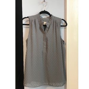 NWOT J. Crew size 6 grey sleeveless blouse